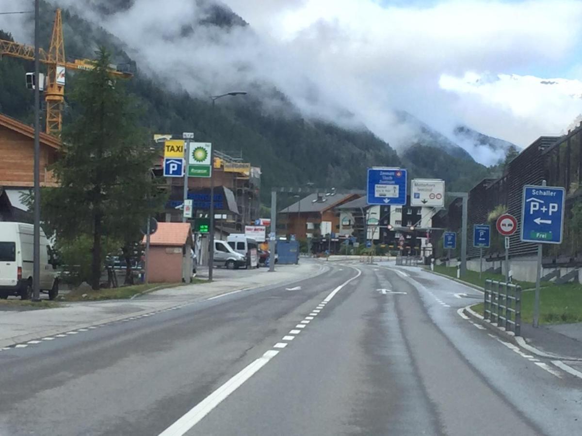 Emelie Zermatt 4**** Διαμέρισμα Εξωτερικό φωτογραφία